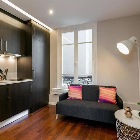 Modernized Studio - Meters From The Invalides Gardens Apartment ปารีส ภายนอก รูปภาพ